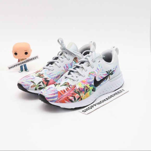 women's running shoe nike odyssey react